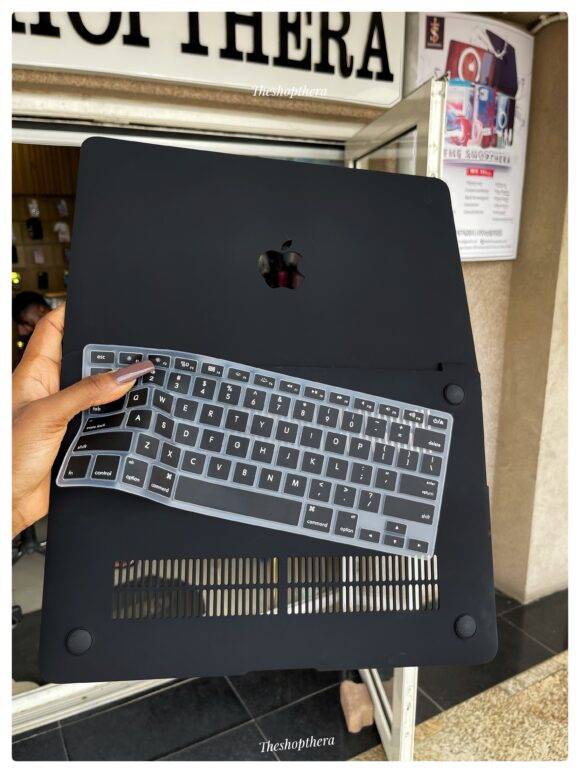 PLAIN BLACK MACBOOK CASE MacBook case LAPTOP 12