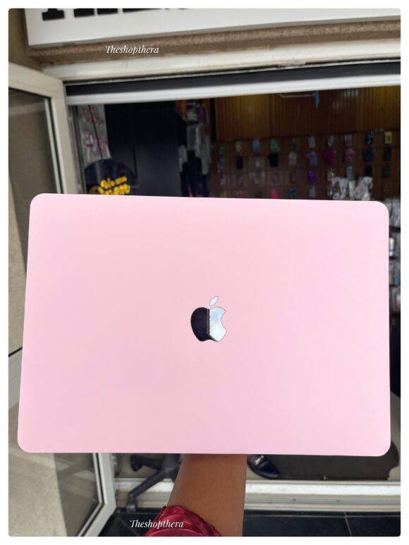 PLAIN BARBIE PINK MACBOOK CASE MacBook case LAPTOP 10