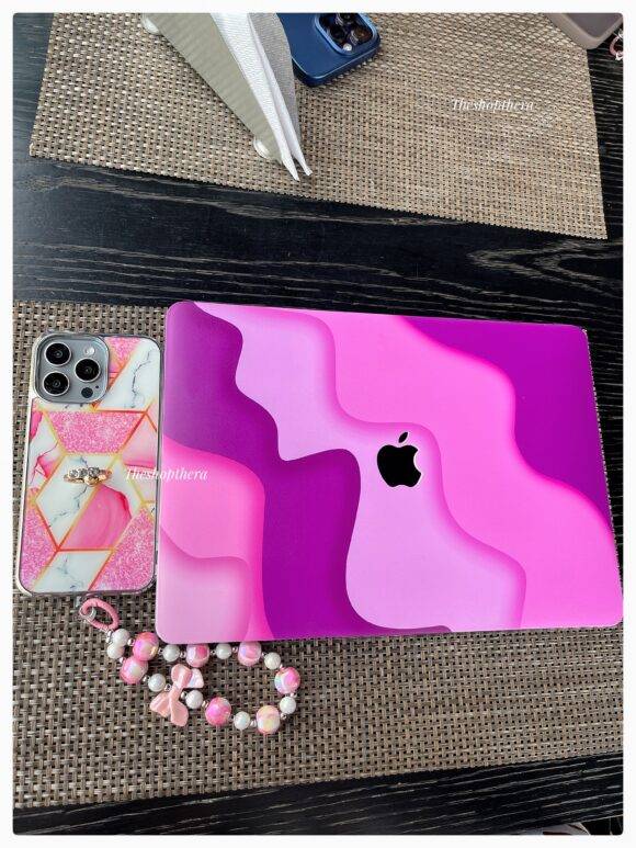 BARBIE WAVY MACBOOK CASE MacBook case LAPTOP 4