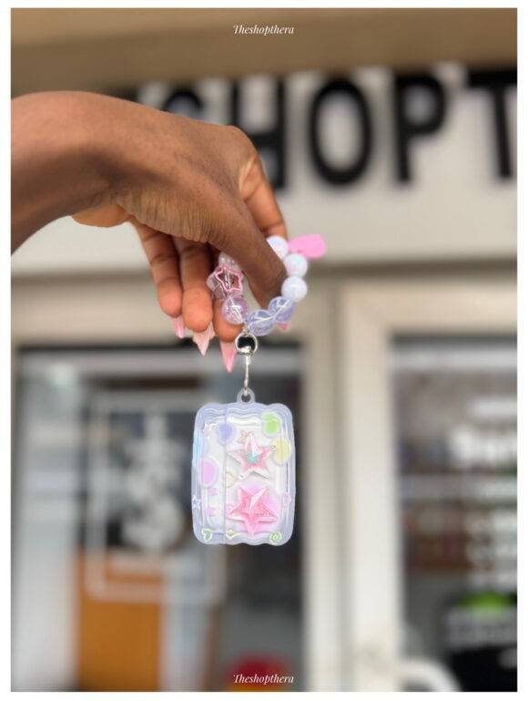 STAR RIDGE AIRPOD CASE WITH CHARM