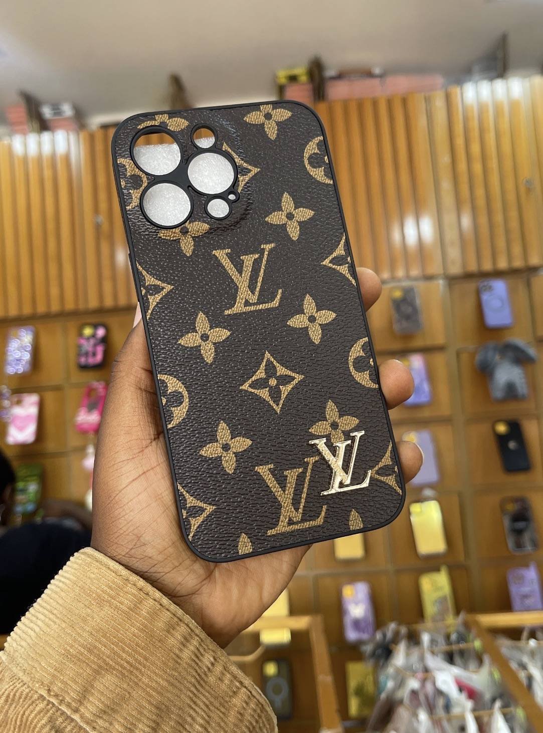 BROWN CLASSIC LOUIS VUITTON 15 - Image 4