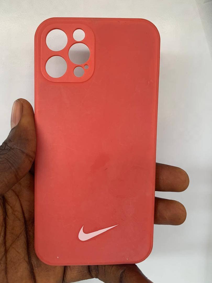 RED SILICONE NIKE 12PRO