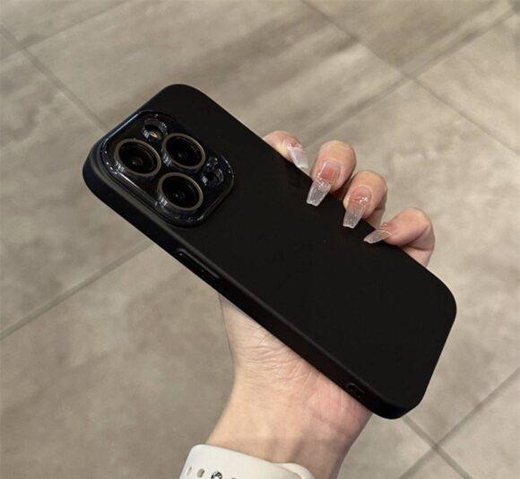 BLACK CAMERA PROTECTOR SILICONE - Image 4
