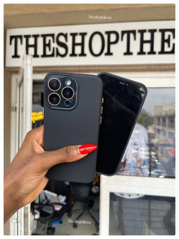 BLACK CAMERA PROTECTOR SILICONE - Image 11