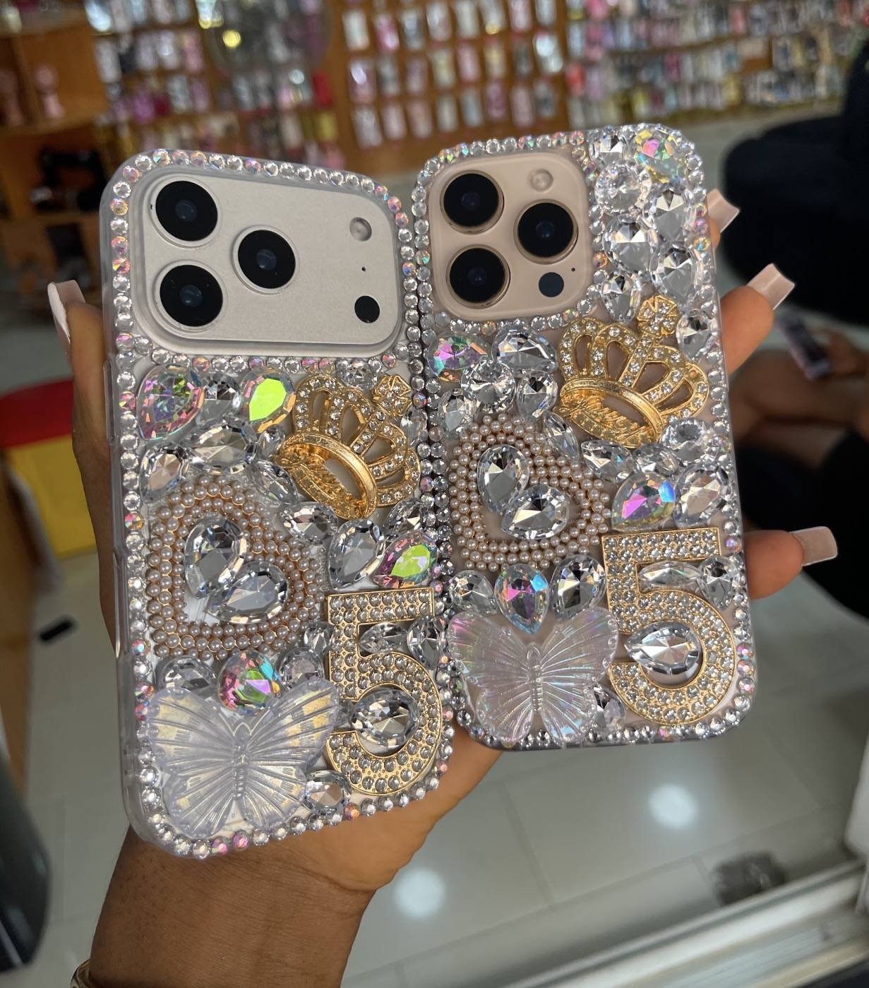 SILVER CROWN 5 BEADED RHINESTONE CASE - Image 9