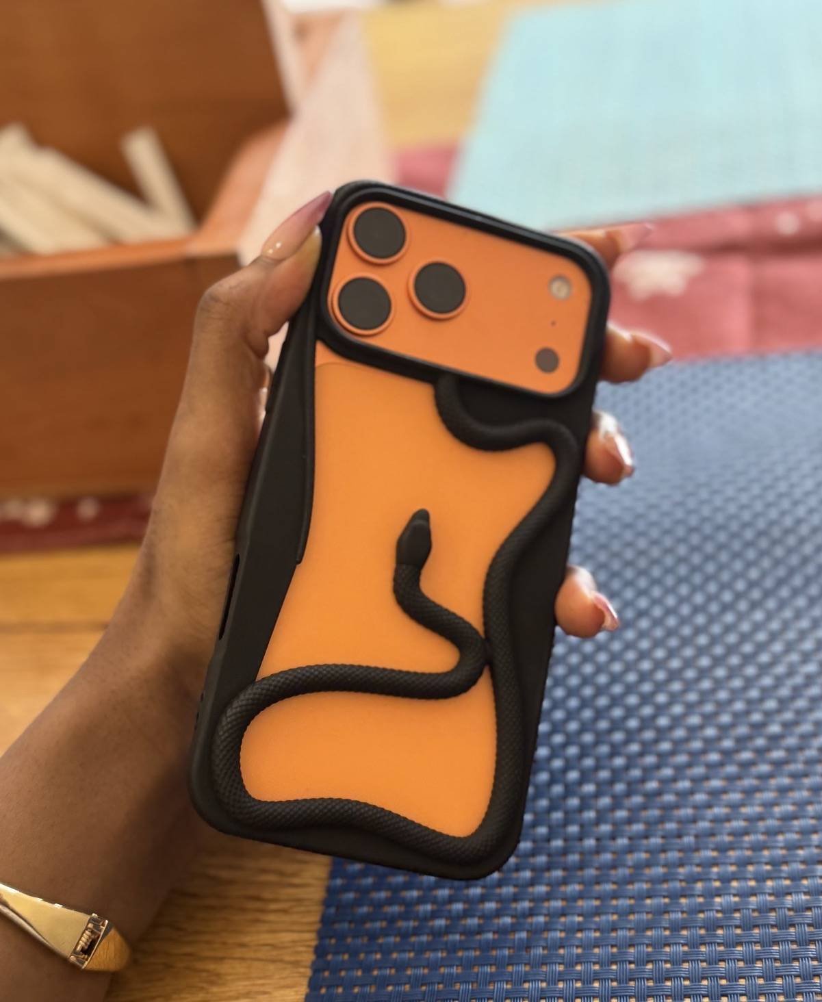 BLACK SNAKE BREATHABLE CASE - Image 5