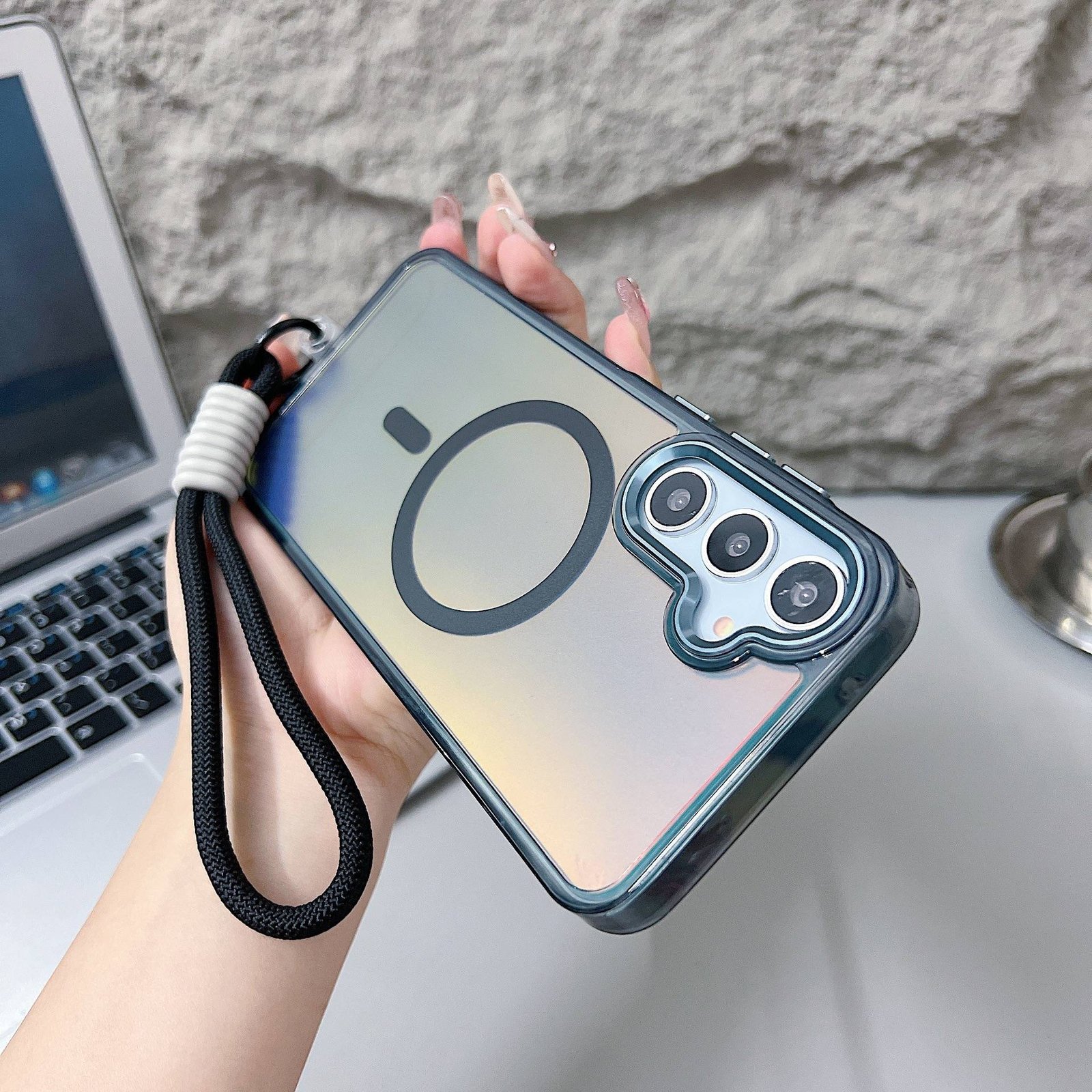 BLACK HOLO MAGSAFE LANYARD S25ULTRA