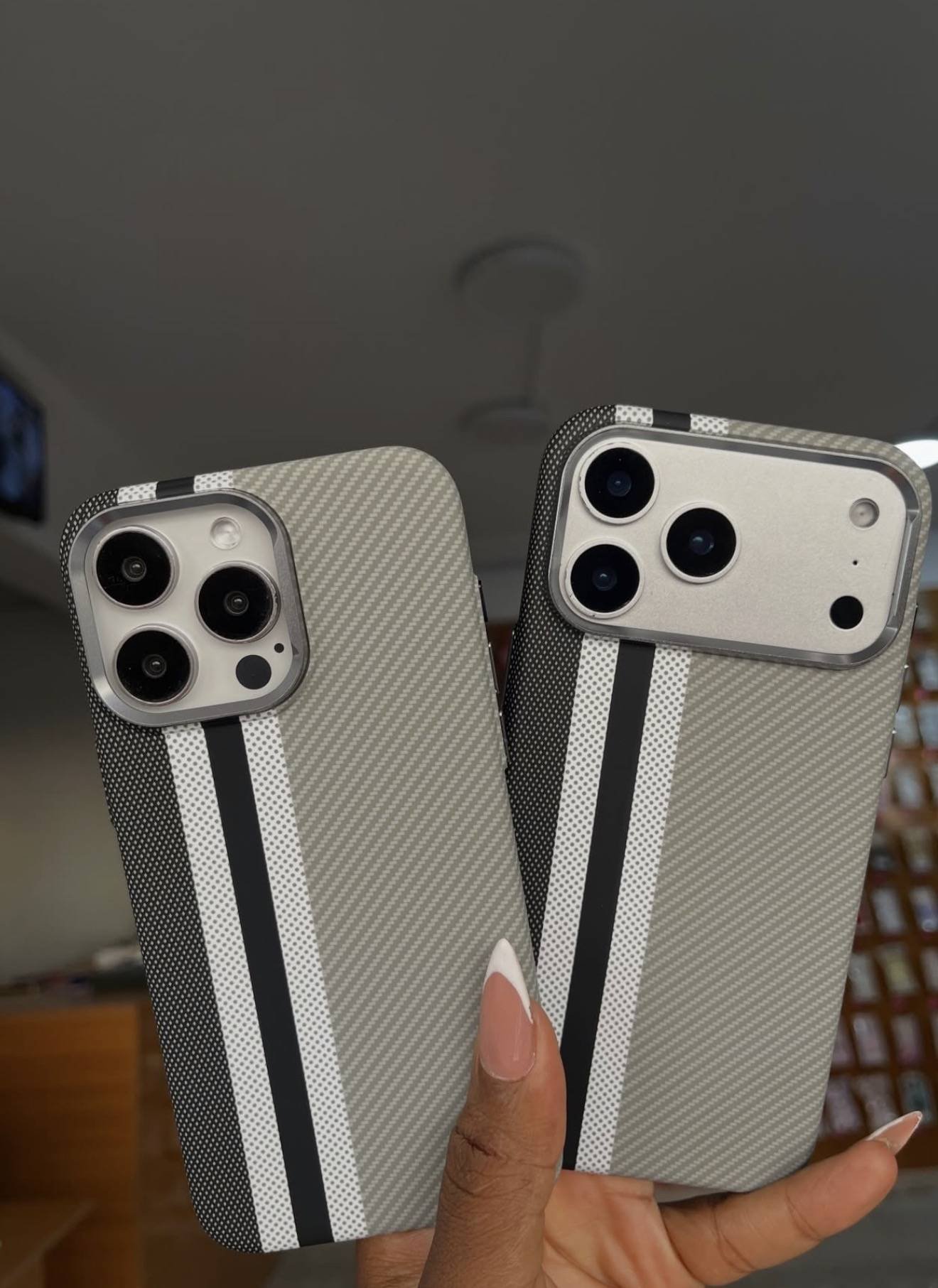 BLACK GREY CARBON FIBER CASE - Image 5