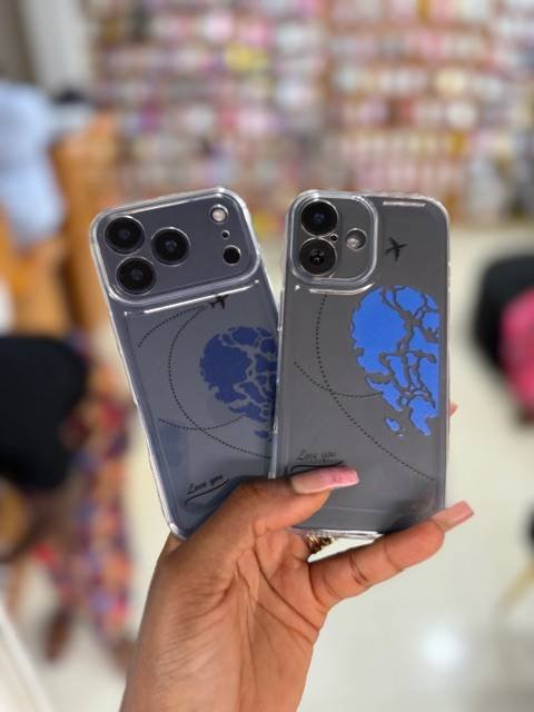 BLUE GLOBE TRANSPARENT LOVE COUPLE