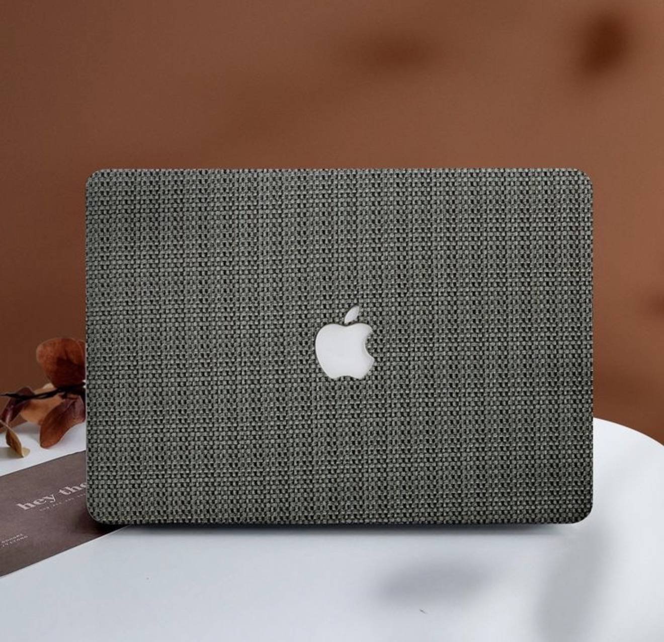 BLACK WOVEN MACBOOK - Image 7